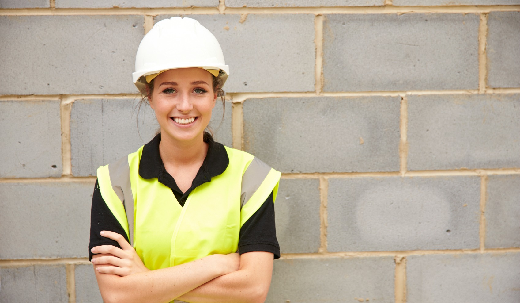 why companies should hire a female apprentice