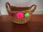 pom-pom-gift-basket