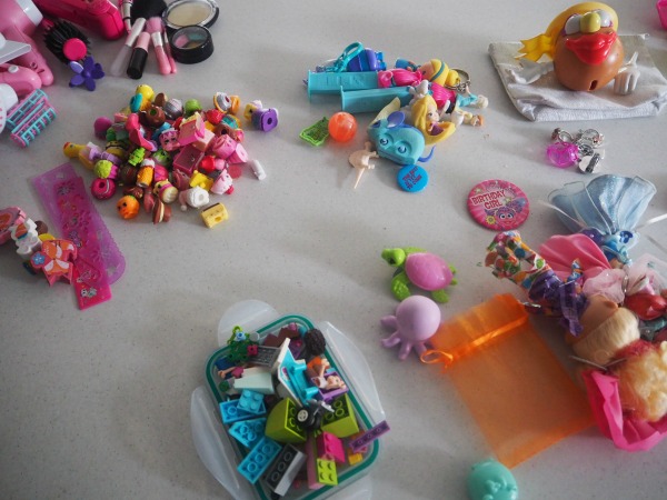 How to Store Shopkins and Itty Bitty Toys (AKA JUNK) And Restore Your ...