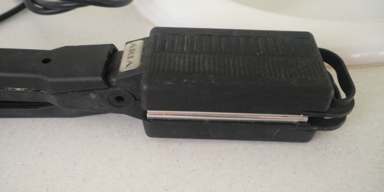 My First Hair Straightener from 2003: When Hair Straighteners Were the Size of a Sandwich Press