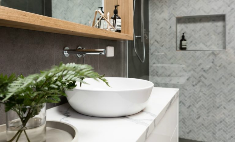 the pros and cons of wet room bathrooms