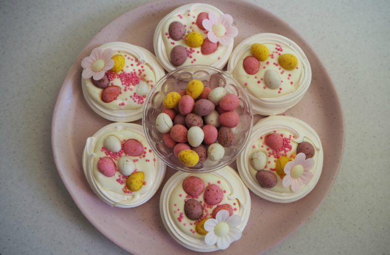 Easy Easter Meringue Nests pavlova