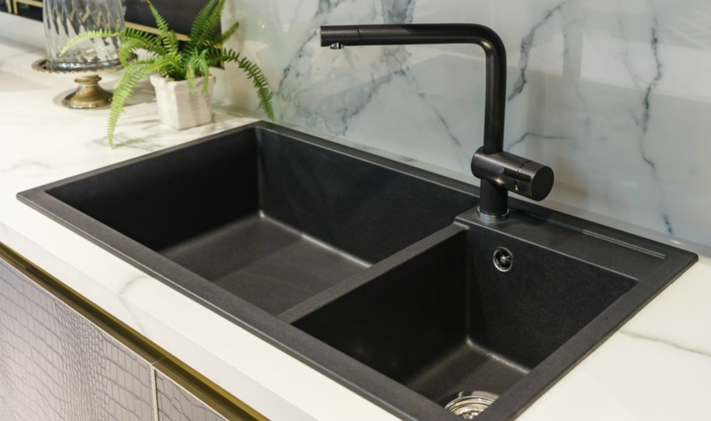 Black Kitchen Sink, Are Farmhouse Sinks Practical Proof