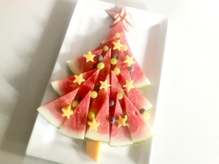 an easy christmas tree fruit platter