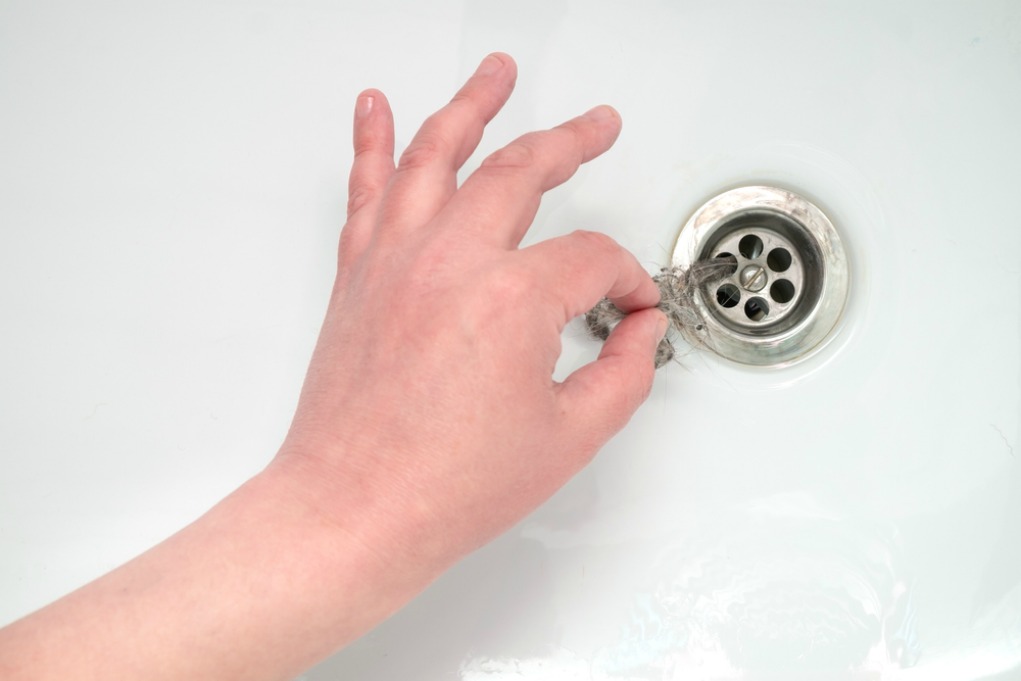 How to Clear a Clogged Drain with Vinegar: 10 Steps
