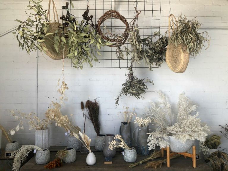 6 Tips to Style and Care For Your Dried Flower Bouquet