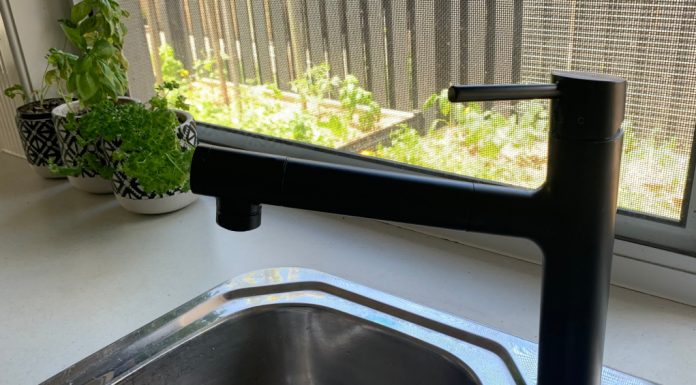 Taqua T-5: Kitchen Mixer Tap with Built-in Water Filter and Vege Spray built-in filter tap